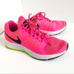 Nike Women’s Pegasus 31, Sz 8